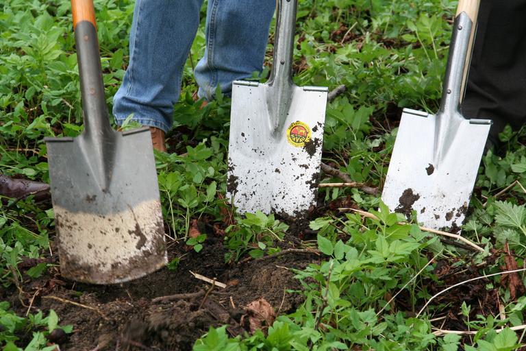 showels for gardening